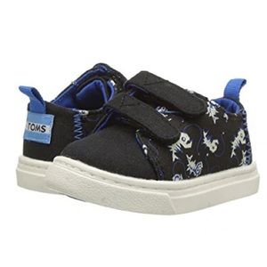 TOMS Kids Lenny Fish Glow in the Dark Sneaker Black Velcro Strap Baby Toddler 6